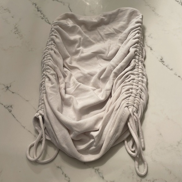 Cinched White Tube Top - Picture 5 of 6